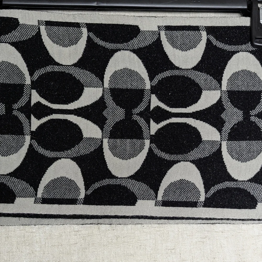 Coach Signature Black White Gray Wool Blend Knit Scarf Shawl - Picture 2 of 7